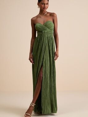 NWT Lulus Oswin Olive Green Satin Plisse Strapless Maxi Dress - Size XS